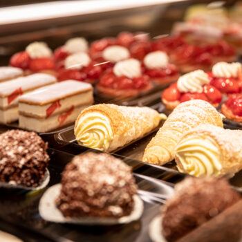 Auslage Patisserie
